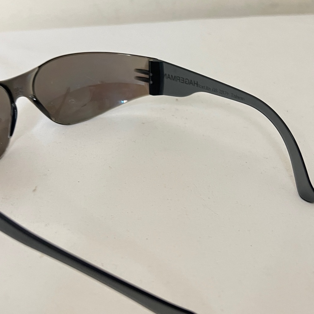 Hagerman Unisex Robotic Rectangular Rimless Shiel… - image 7